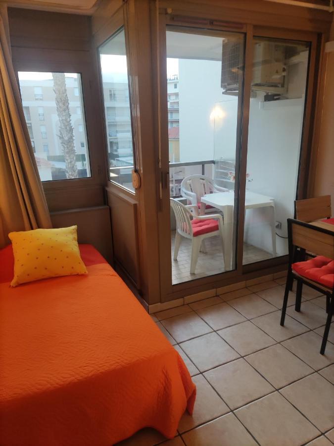 Centre Juan Les Pins公寓 外观 照片